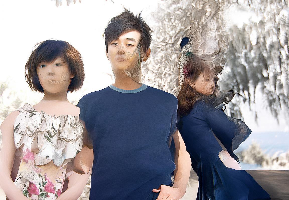 朗佐·鲍尔女友现身湖人主场观赛侧拍，低调关注湖人队比赛